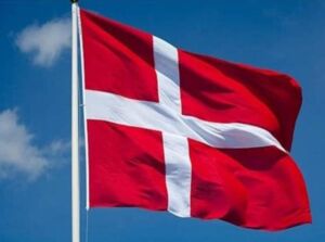 علم الدنمارك