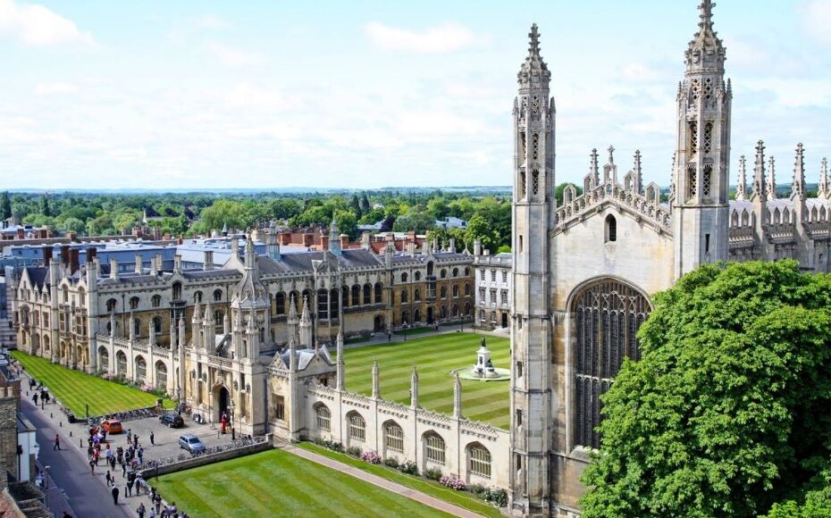 المنح الدراسية في بريطانيا للطلاب السوريين