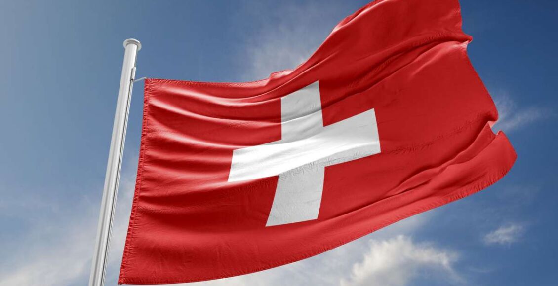 العطل الرسمية والمدرسية في سويسرا