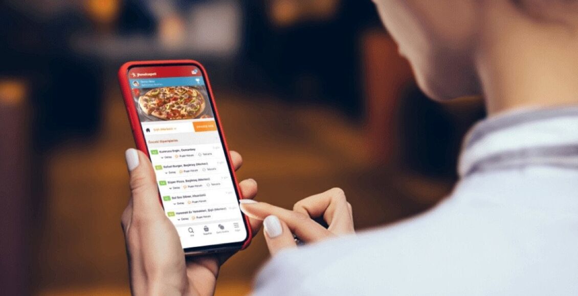 تعبيرية - تطبيقات توصيل الطعام في إسبانيا