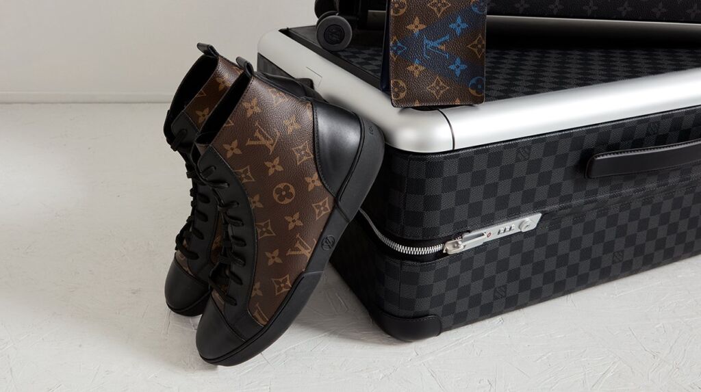 حذاء من ماركة لويس فويتون - ماركات الملابس النسائية الفرنسية