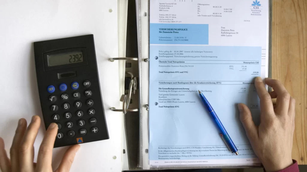 استمارة تأمين صحي في تايلاند وألة حاسبة لحساب كلفة العلاج