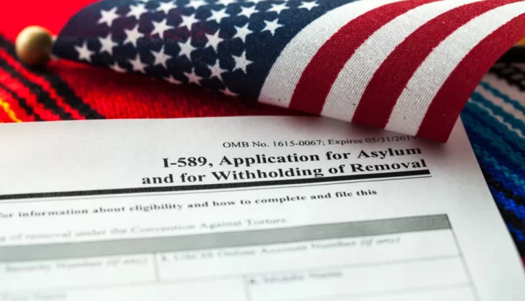 طلب اللجوء عبر الانترنت إلى امريكا