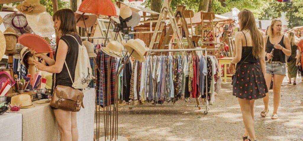 الأسواق الشعبية في ألمانيا- حجز مساحة لبيع الأغراض في الأسواق الشعبية